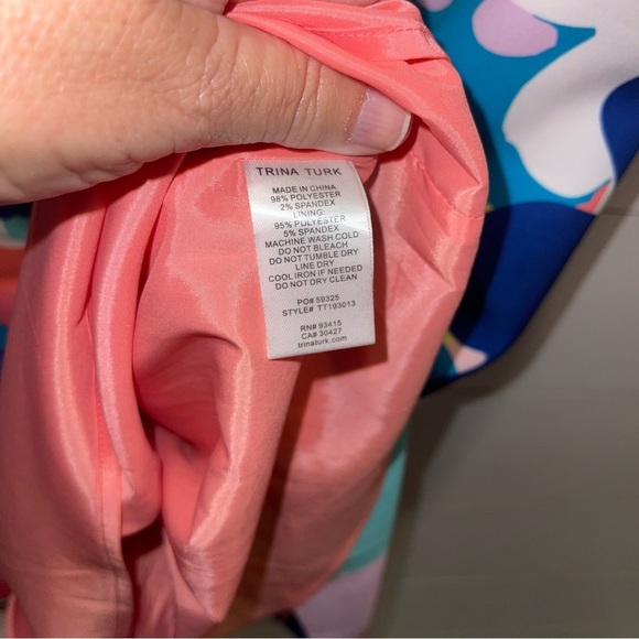 Trina Turk Floral Split Neck Shift  Dress Womens Size 10 - Picture 5 of 5